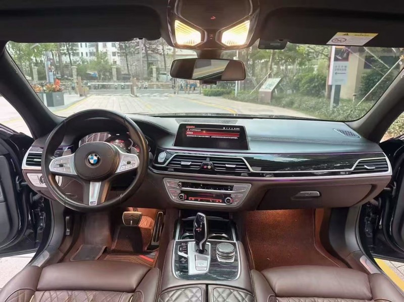 广州22年宝马7系4