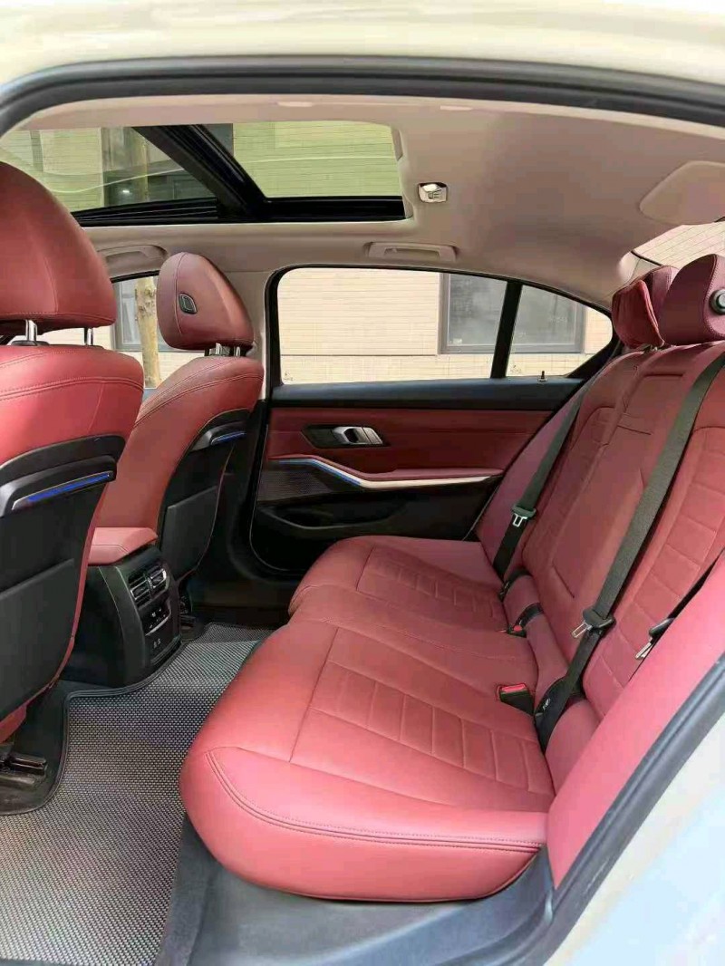 佛山21年宝马3系9