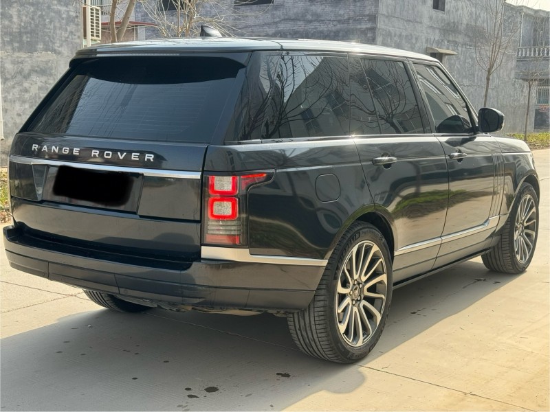 新乡18年路虎揽胜行政9