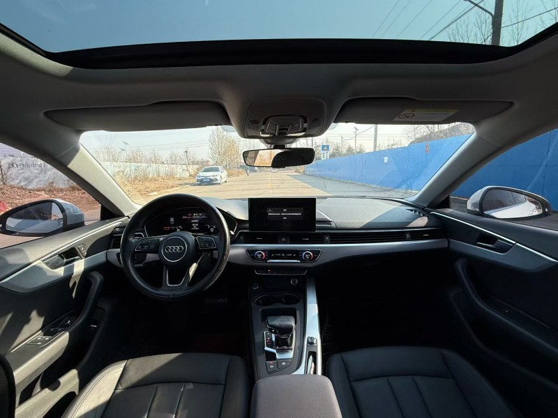 青岛21年奥迪A54