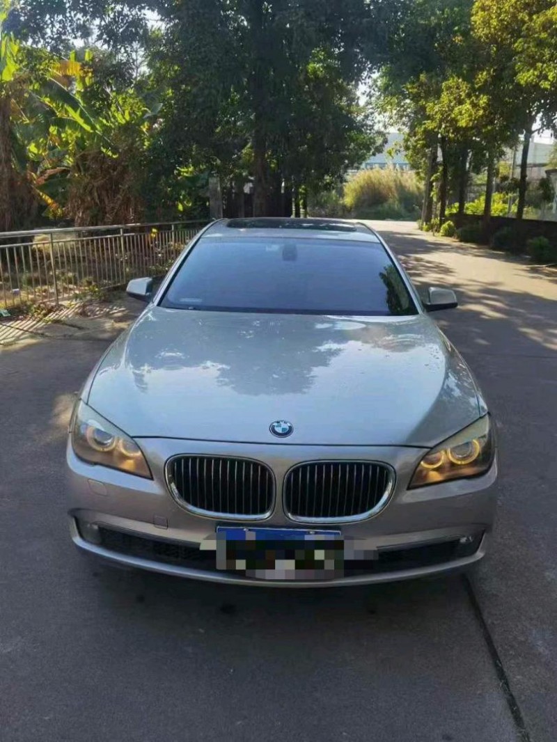 广州12年宝马7系1