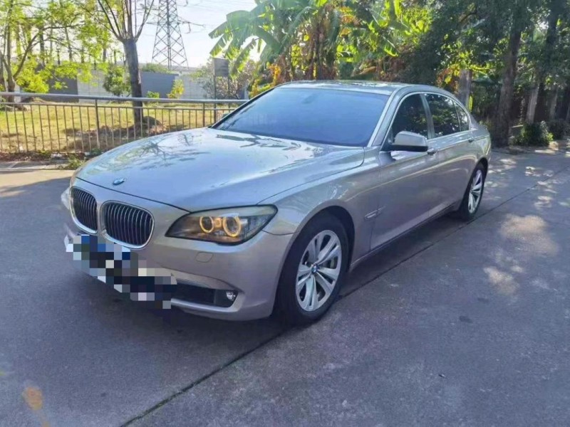 广州12年宝马7系2