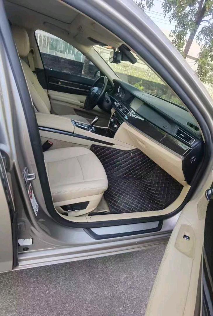 广州12年宝马7系7