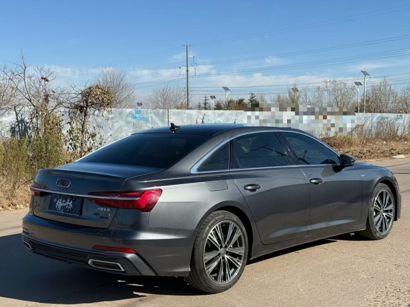 青岛22年奥迪A6L8