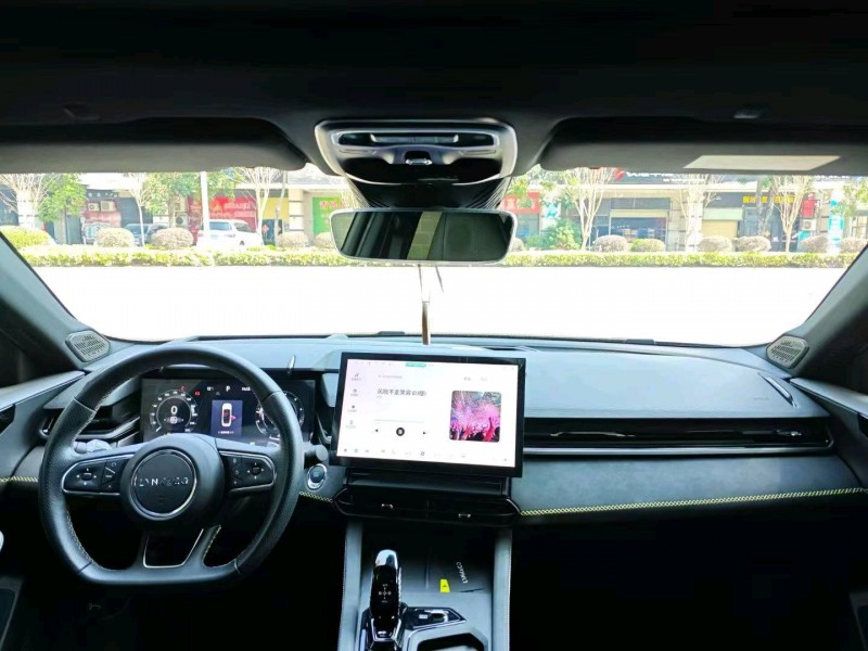 肇庆23年领克037