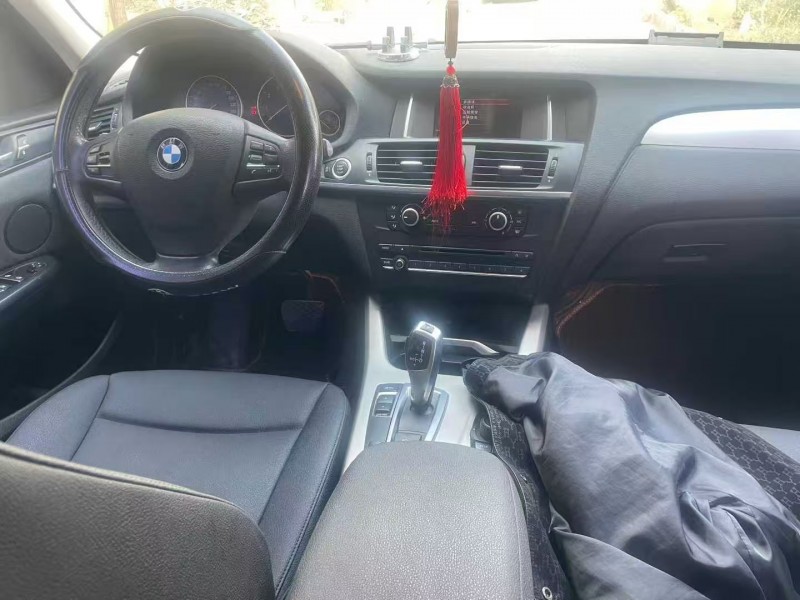 青岛17年宝马X35