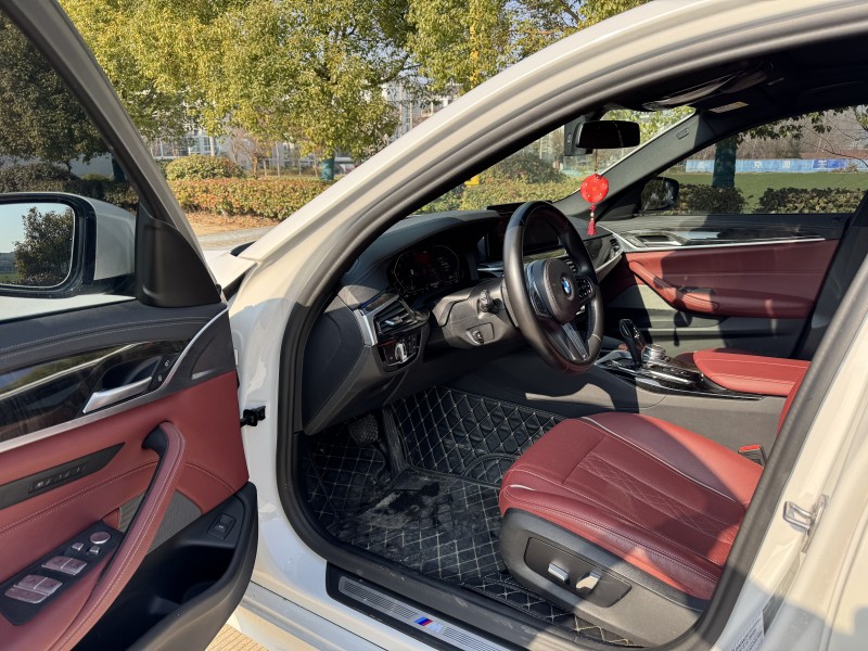 盐城21年宝马5系6