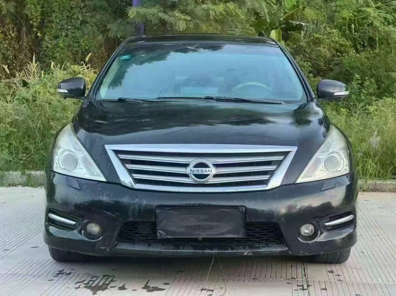 汕头11年日产天籁1