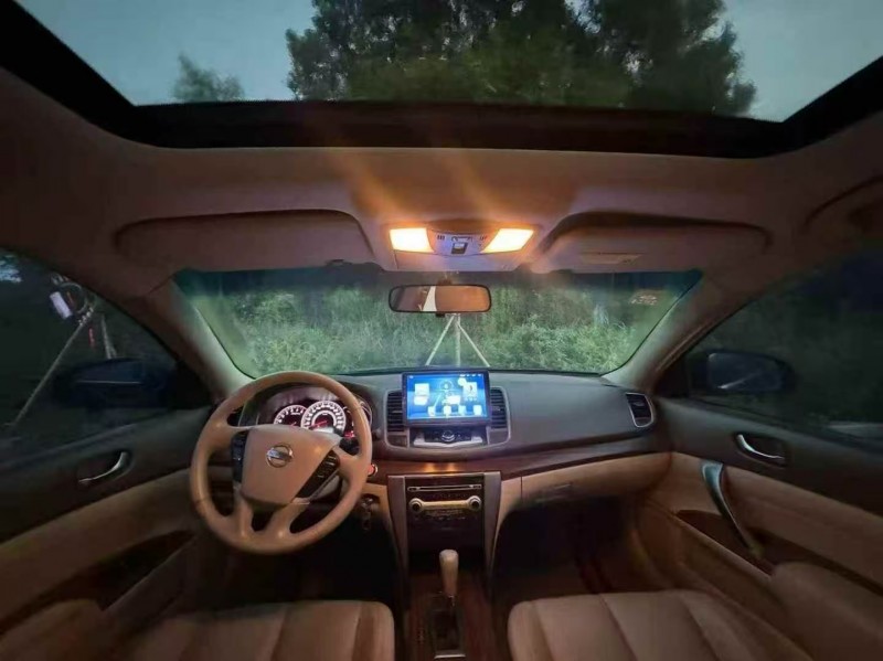 汕头11年日产天籁5