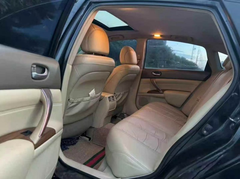 汕头11年日产天籁6