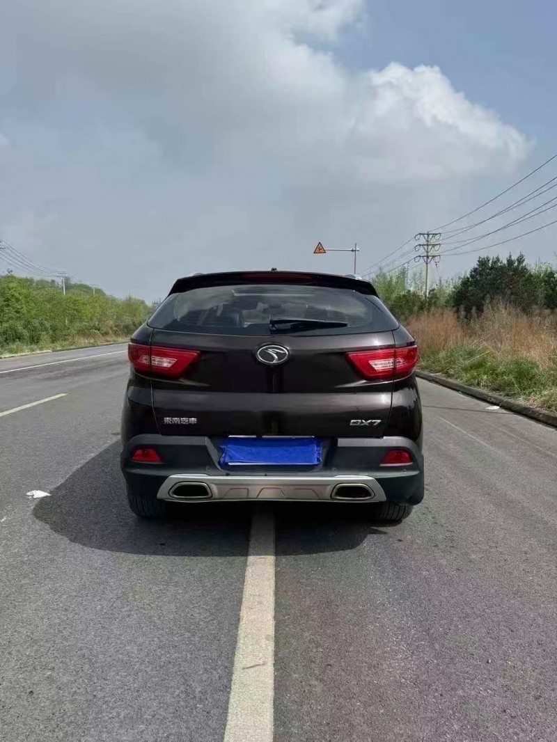 邯郸17年东南汽车DX76