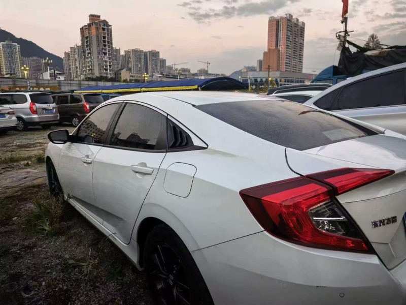 贵阳21年本田思域3