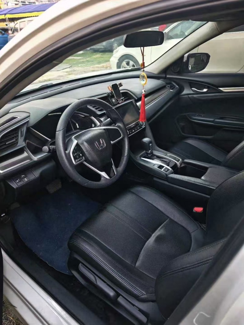 贵阳21年本田思域5