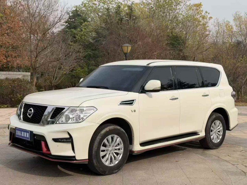 枣庄18年日产途乐3