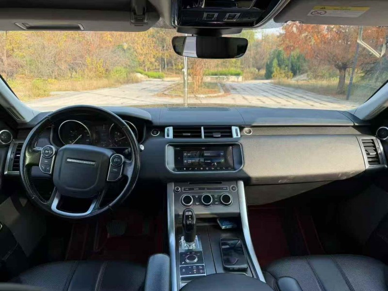 济南17年路虎揽胜运动5