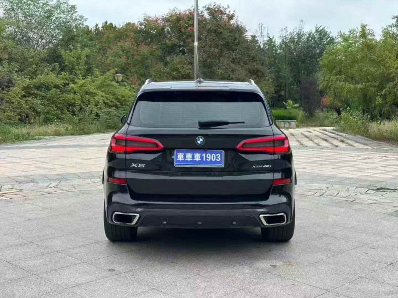 东营20年宝马X59