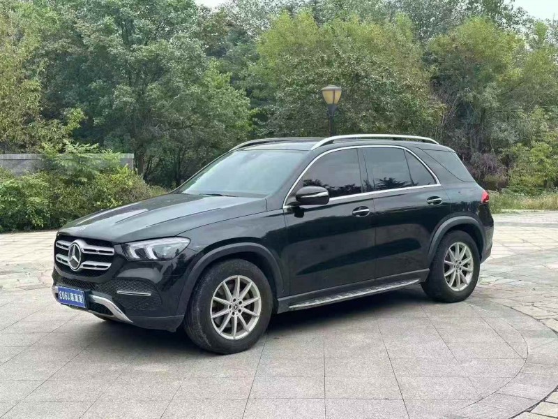 东营22年奔驰GLE3