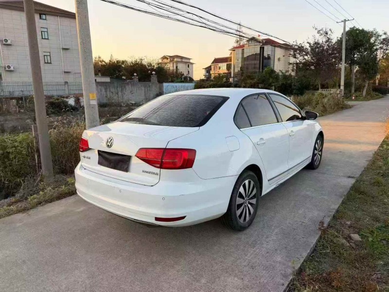 嘉兴18年大众速腾8