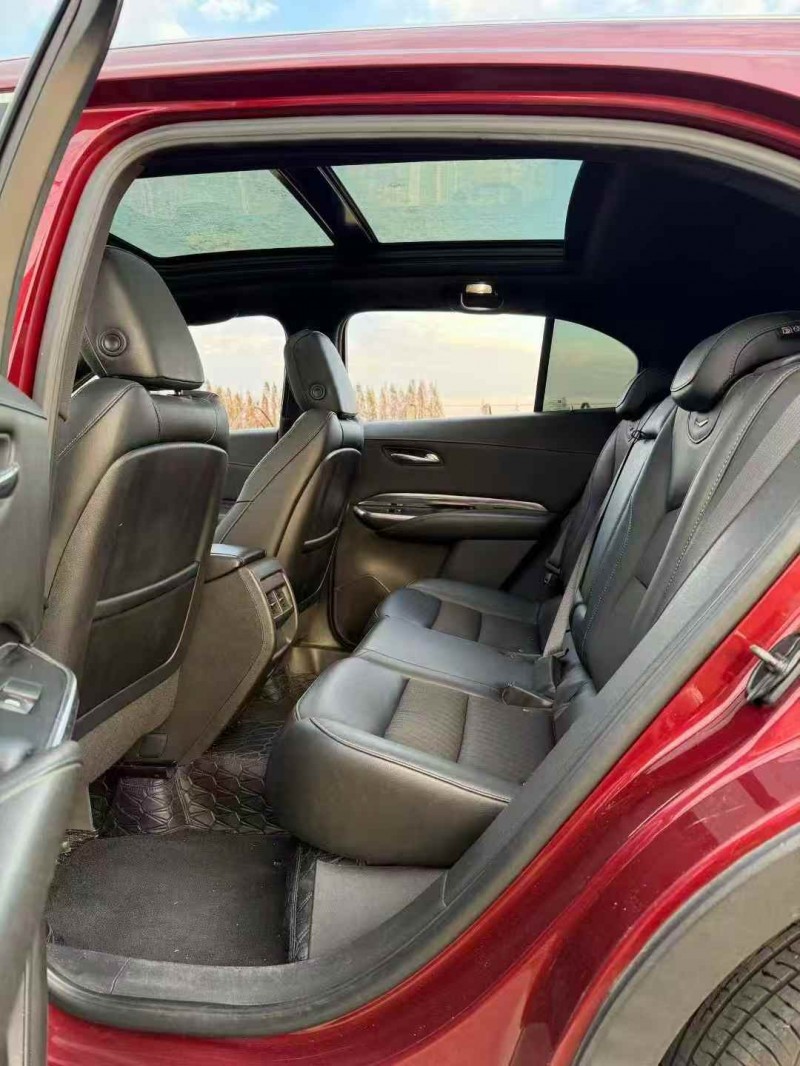 嘉兴19年凯迪拉克XT46