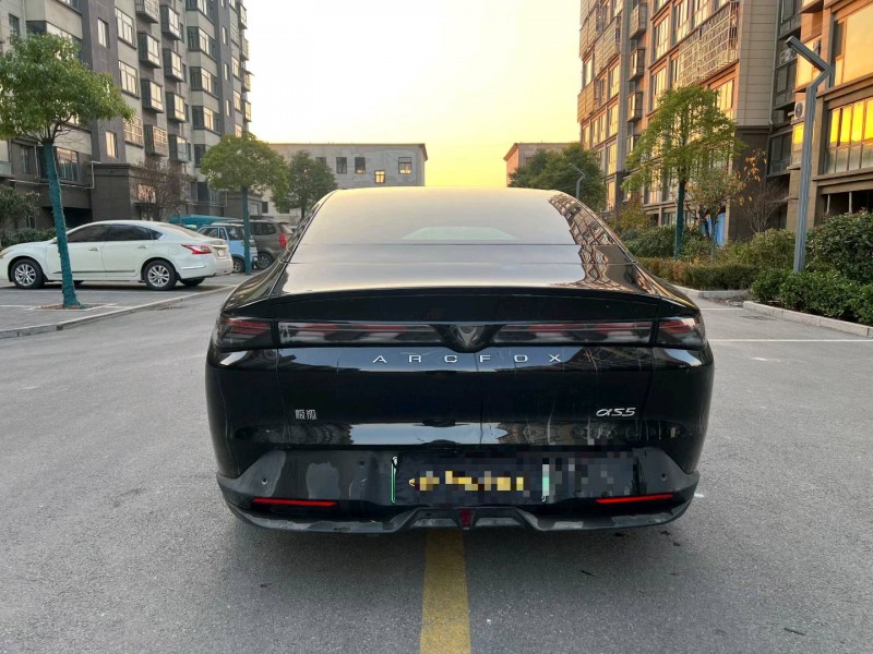 徐州24年极狐汽车阿尔法9