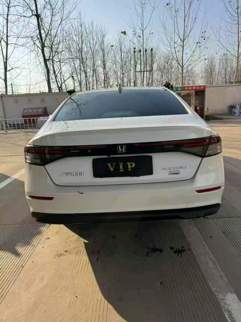 蚌埠23年本田雅阁8