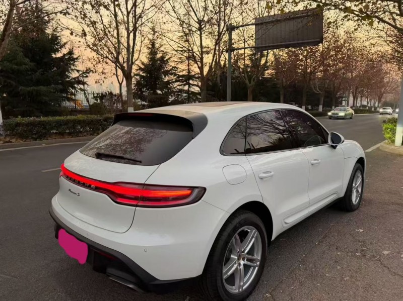 青岛24年保时捷Macan4