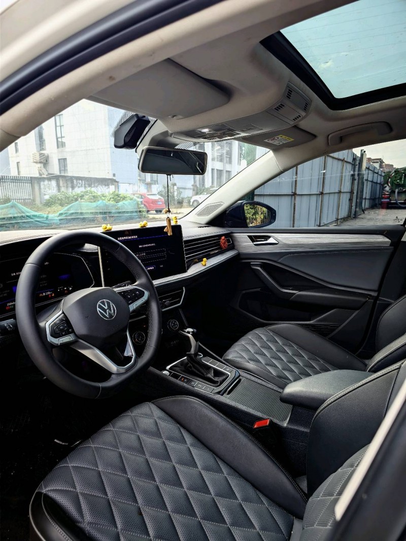 绍兴24年大众速腾4