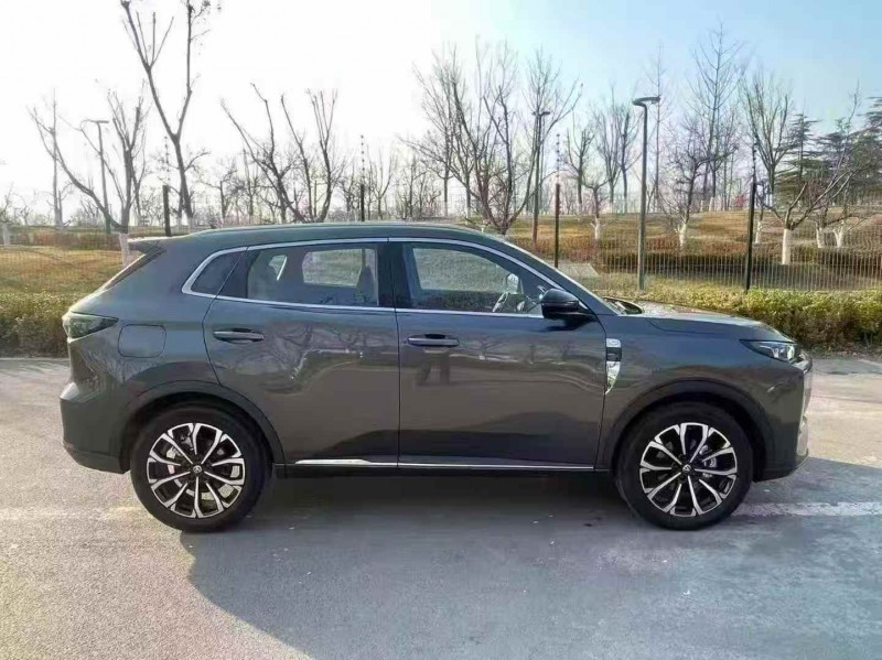 烟台25年长安汽车CS553