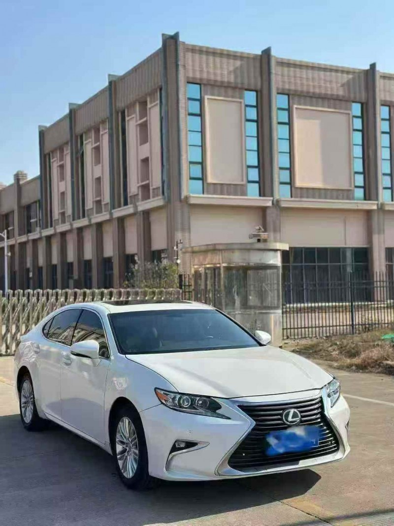 枣庄18年雷克萨斯ES3