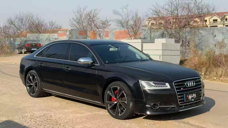 威海15年奥迪A8L3