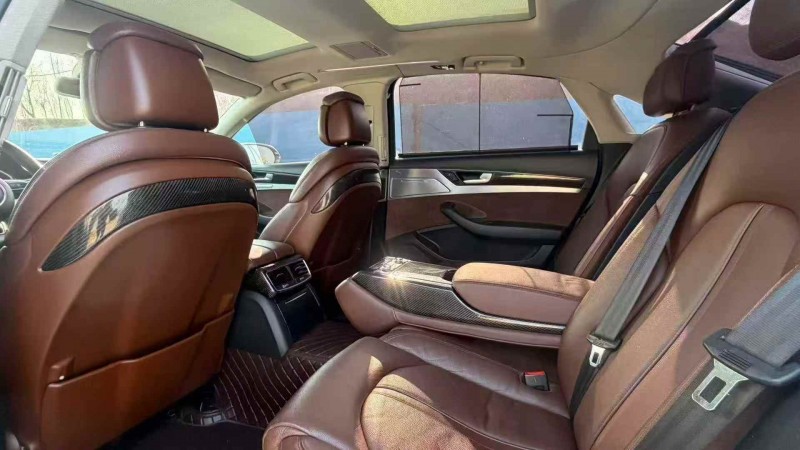 威海15年奥迪A8L5