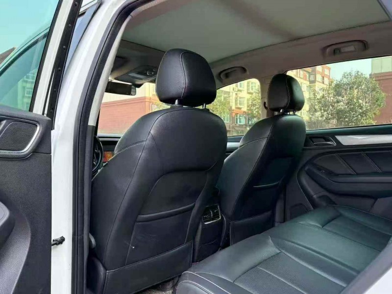 东营19年荣威RX54