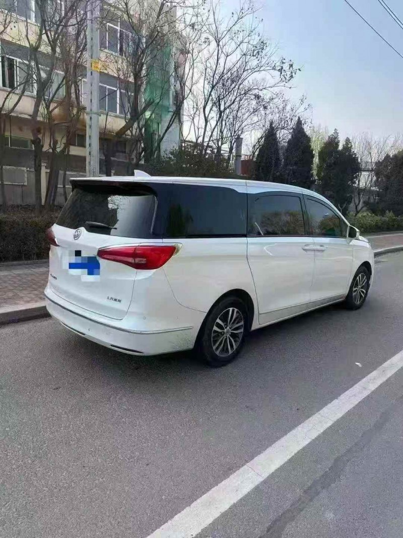 潍坊18年别克GL88