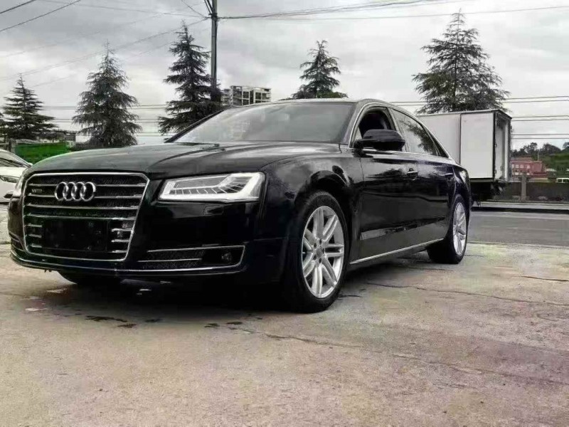 枣庄17年奥迪A8L2