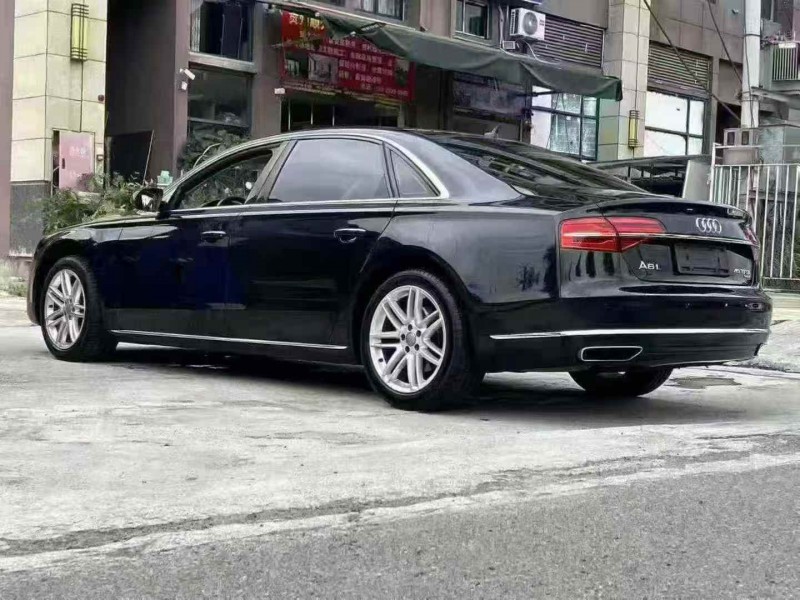 枣庄17年奥迪A8L8