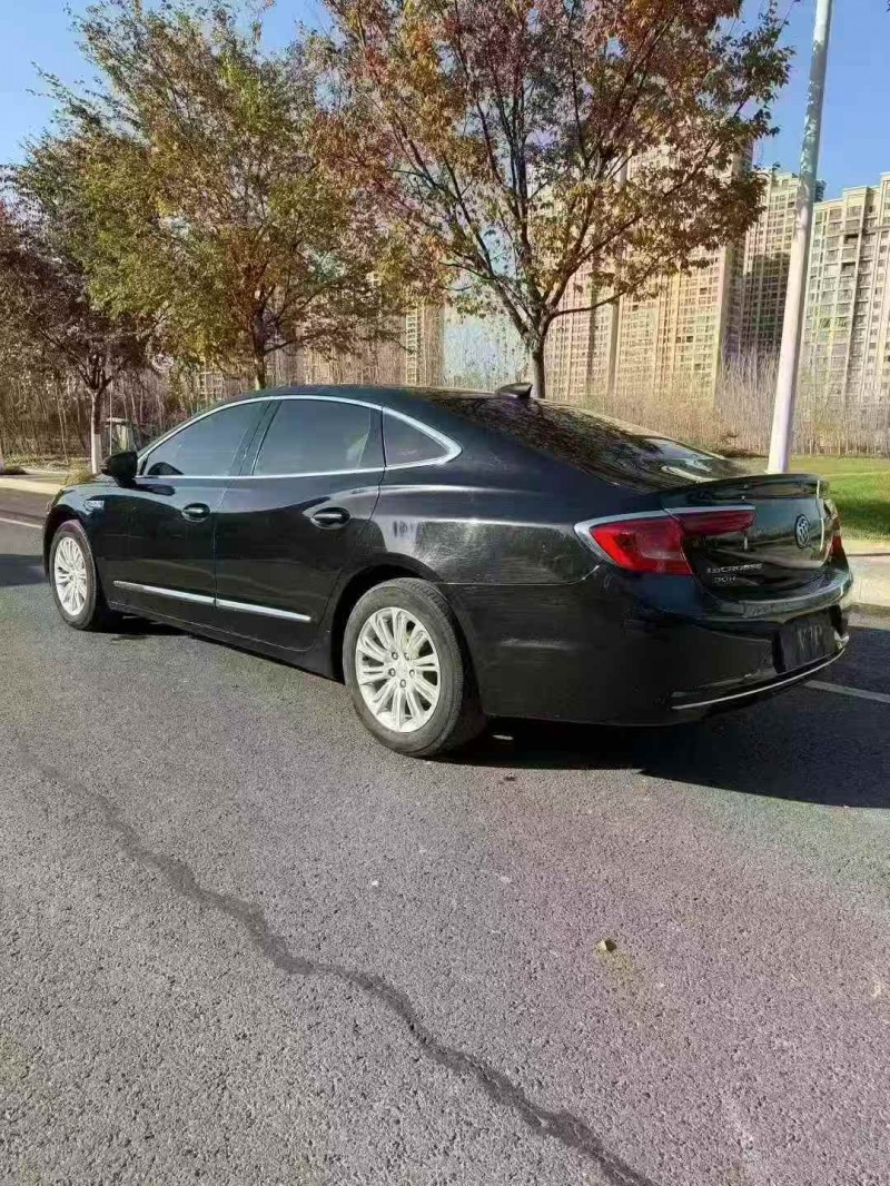 徐州23年别克君越8