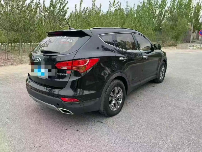 东营16年现代新胜达7