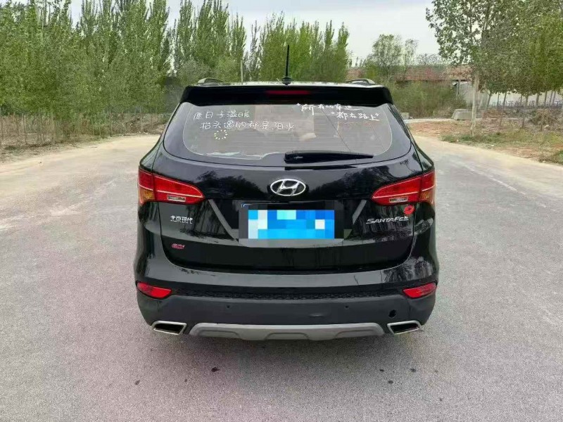 东营16年现代新胜达8