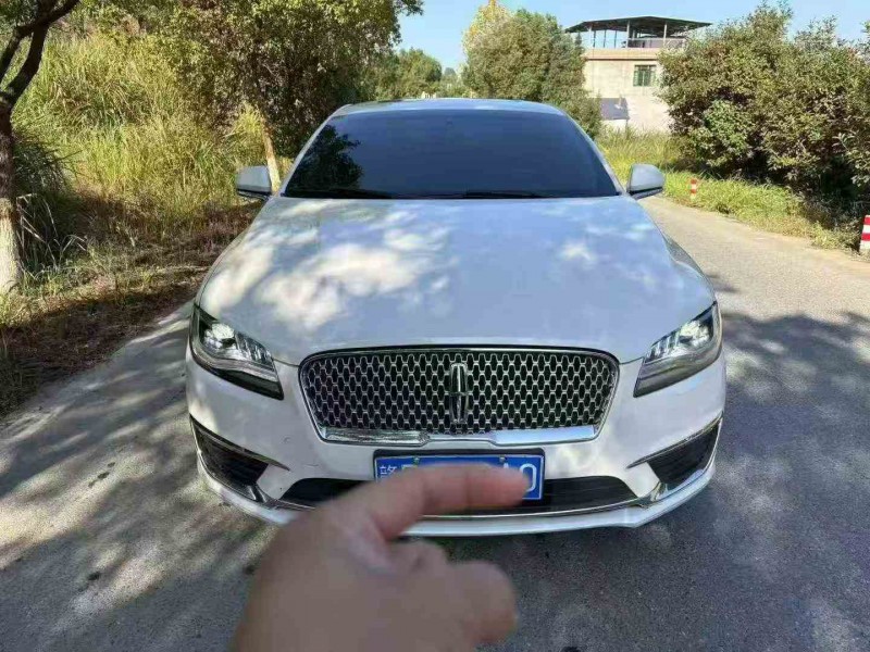 九江18年林肯MKZ1
