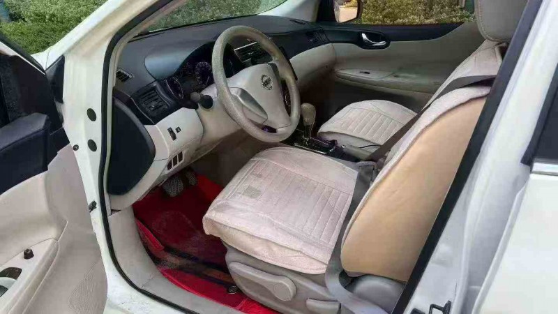 九江13年日产骐达4