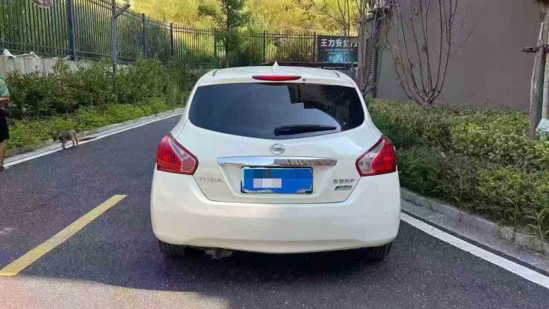 九江13年日产骐达9