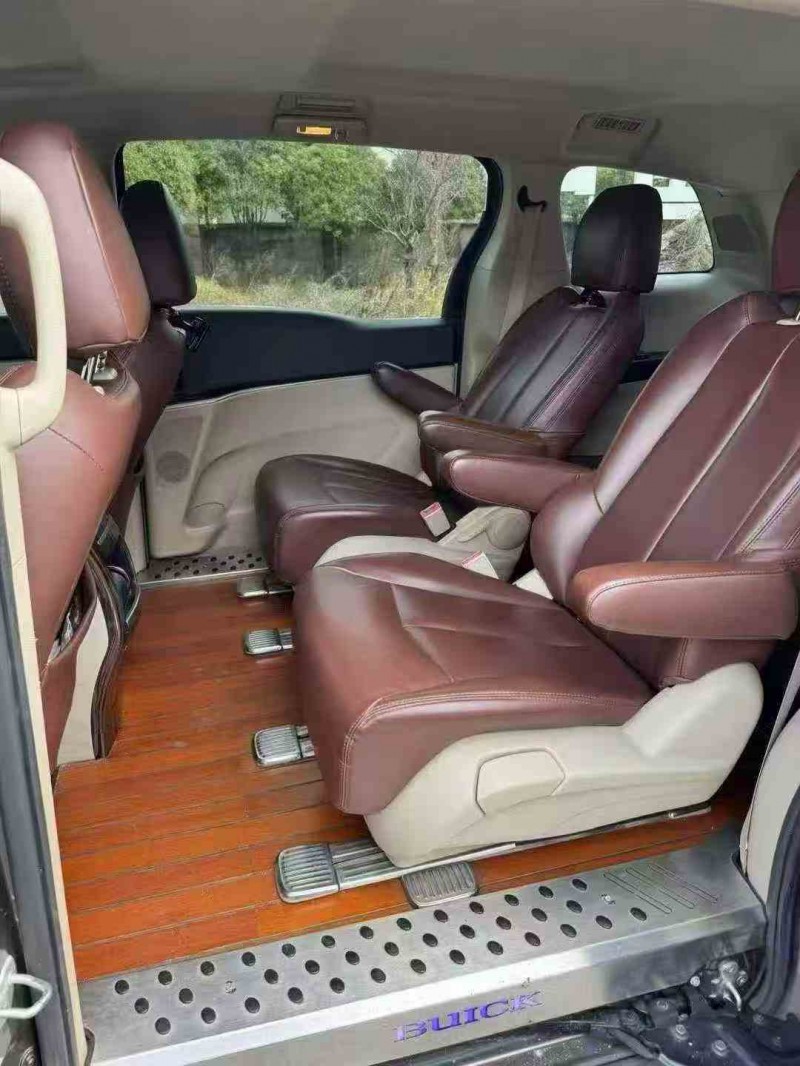 新余18年别克GL86