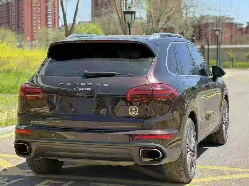 晋城16年保时捷卡宴7