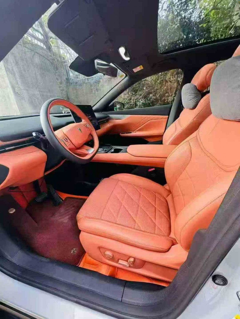 九江24年长安汽车深蓝5