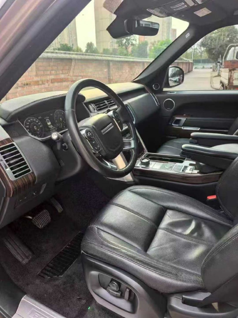 湛江18年路虎发现5