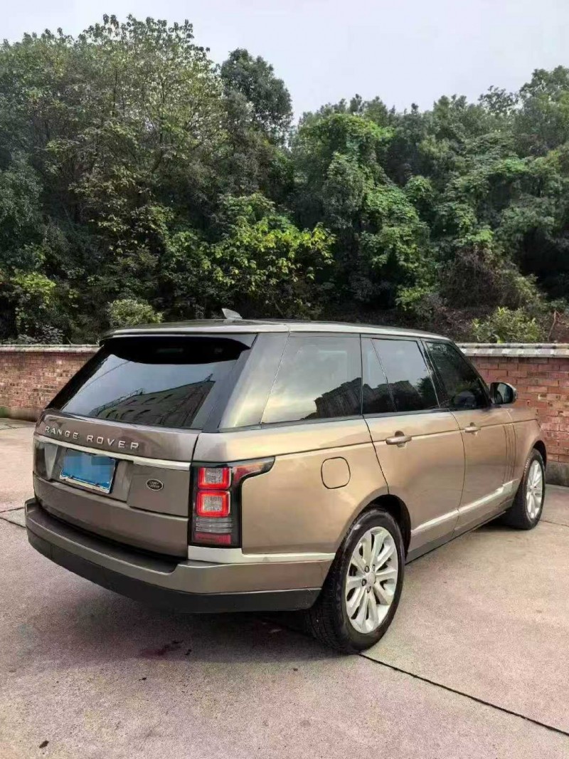 湛江18年路虎发现7