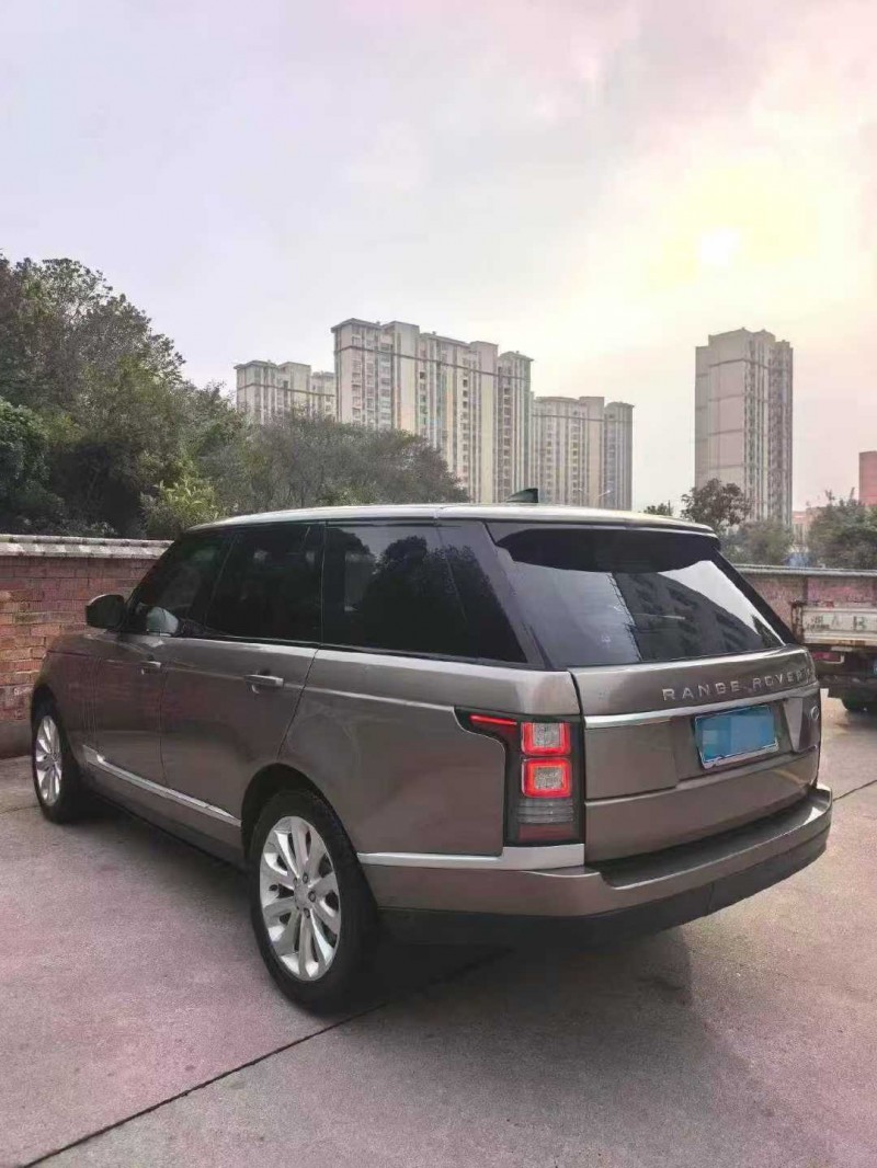 湛江18年路虎发现9