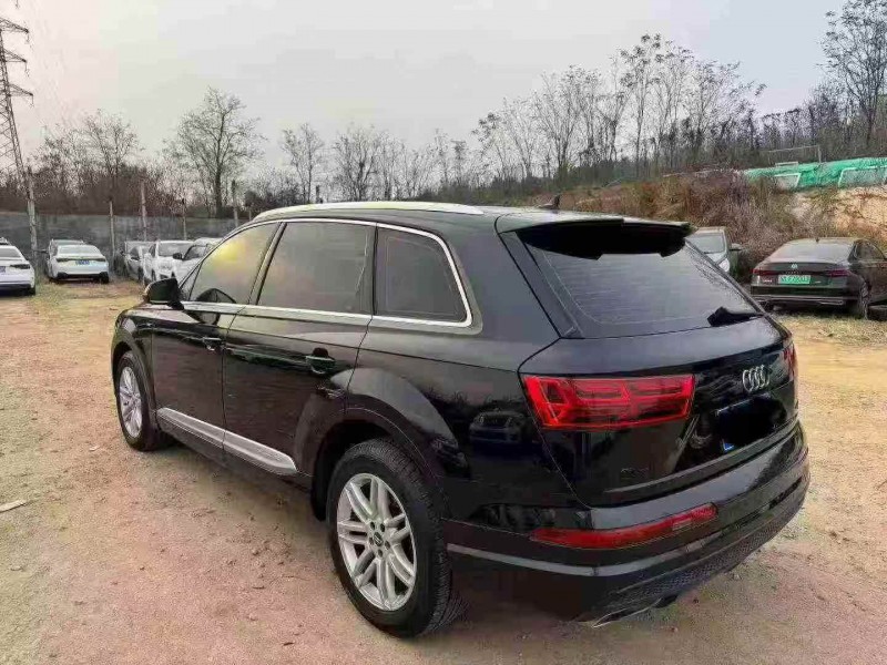 东营18年奥迪Q77