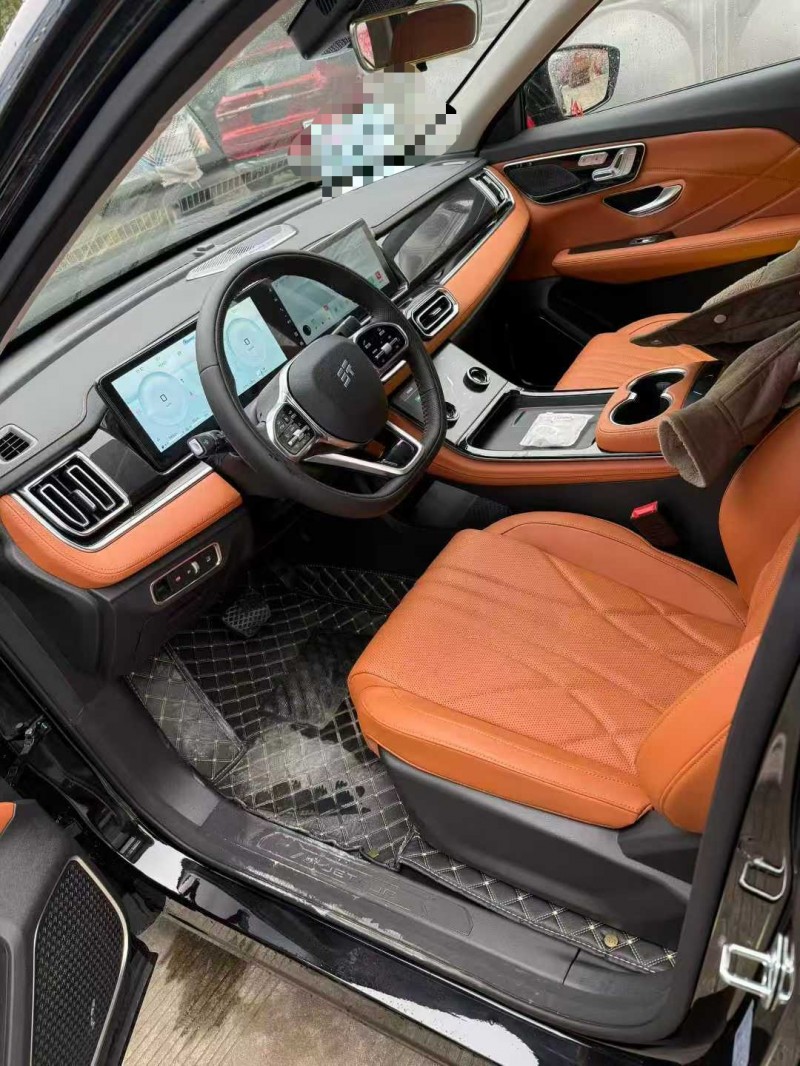 乐山25年奇瑞捷途3