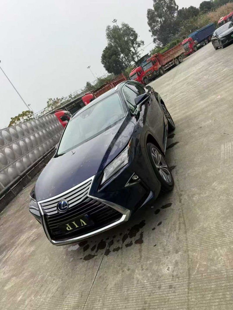 乐山18年雷克萨斯RX2